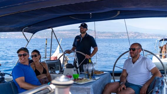 Catania: Cyclops Coast Cruise with Appetizer & Snorkeling