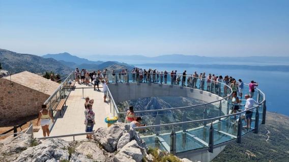 Makarska: Skywalk Tuk-Tuk Tour with Skip-the-Line Ticket
