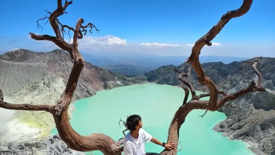 [Tour combinado de 3 paisajes en Surabaya] Cascada de mil capas de Tumpak Sewu + Amanecer en Bromo + Fuego azul de Ijen