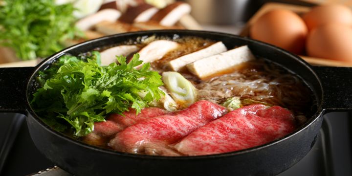 【涮涮鍋Let Us 中目黑總店】 上品神戶牛任食套餐 + 特別任飲 餐券