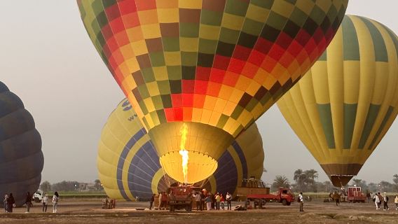ทัวร์บอลลูนร้อน ทัวร์บอลลูนร้อน ตุรกี |. รวมบริการรับส่งด้วยบอลลูนรอยัลบัตเตอร์ฟลาย