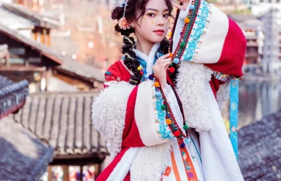 駐馬店Trip Moments【婚禮跟拍 街拍 抓拍 航拍 攝影錄影/多語言翻譯/底片全送/動作指導】