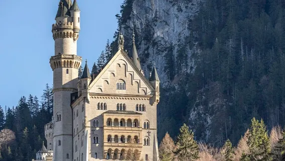 Neuschwanstein Castle + Hohenschwangau Castle + Bavarian King Triple Ticket Visiting time is subject to confirmation arrangement