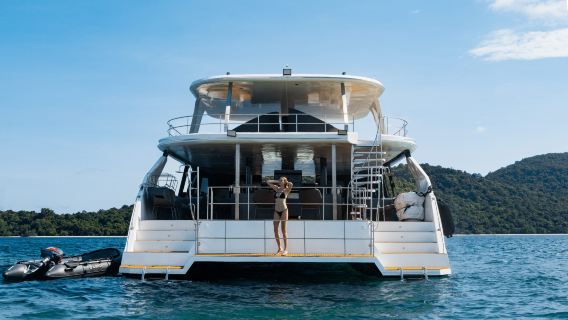 泰國芭堤雅閣蘭島體驗潛水浮潛4-8小時【閣蘭島猴島出海遊艇包船海王號Lord豪華泡泡浴DJ浮潛海釣衝鋒包船】