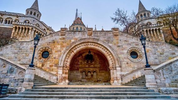 Tur Pribadi Distrik Kastil Buda dan Gereja Matthias