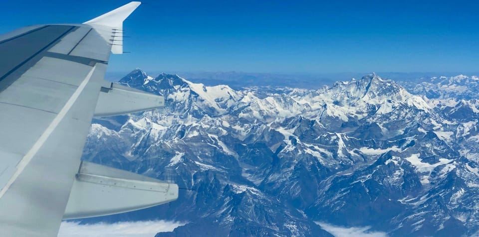 1-hour Flight Over Mount Everest from Kathmandu