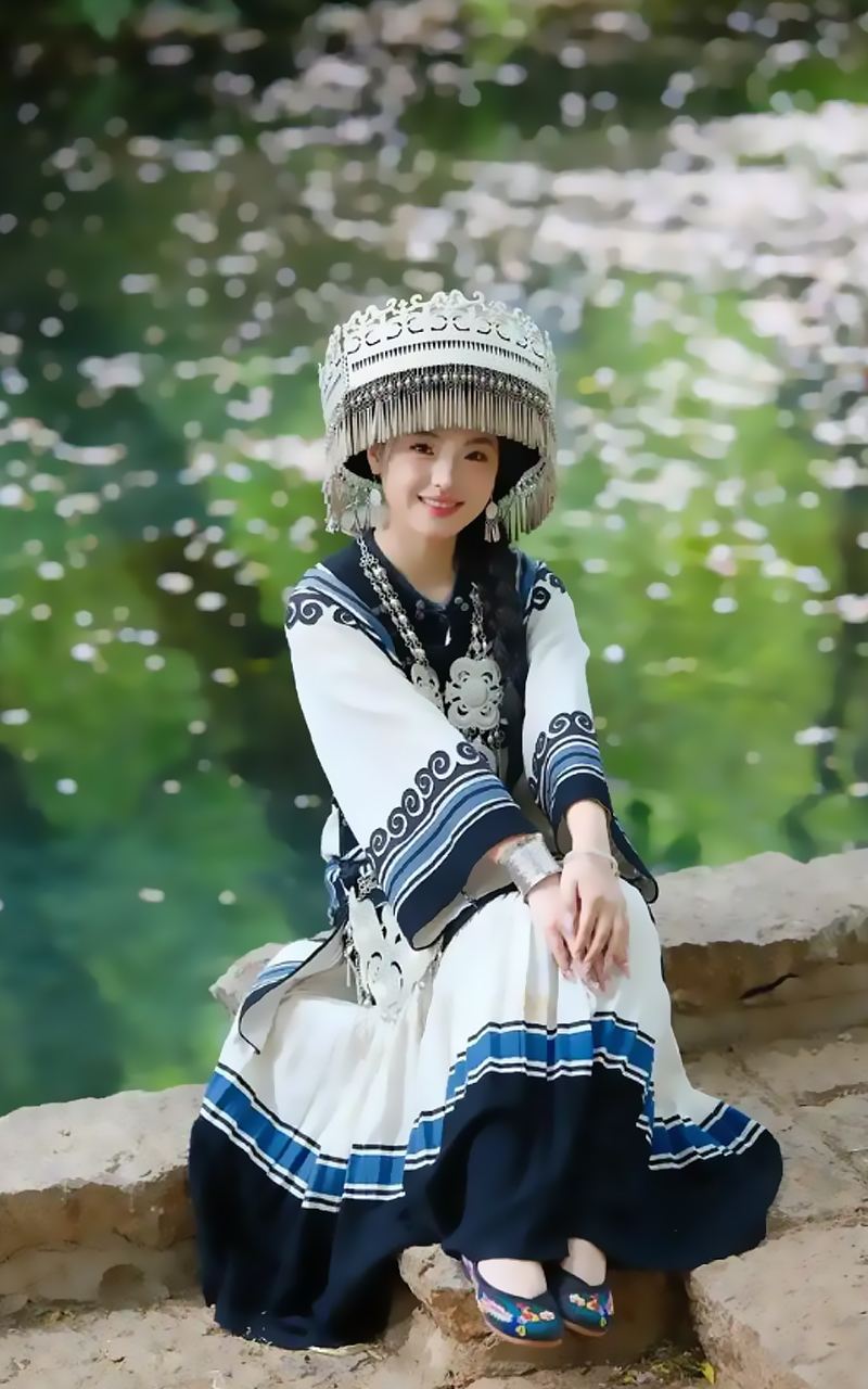 Enshi Grand Canyon Scenic Area + Qixingzhai + Yulong Crevice [Private Tour for 2-8 People with Door-to-Door Transfer]