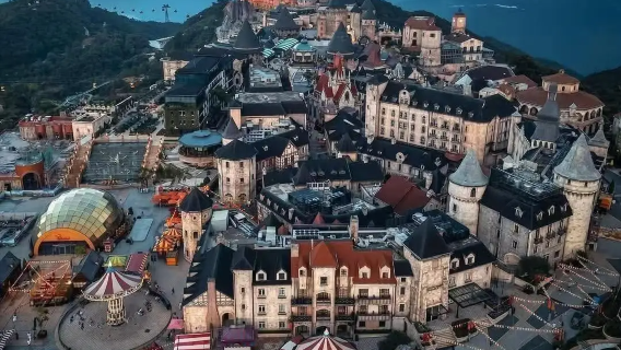 Da Nang Ba Na Hills 1-day tour + Golden Bridge + mountaintop amusement park + transfer service + Ba Na Cable Car