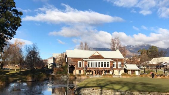 皇后鎮拼團半日遊：箭鎮+克倫威爾鎮+斜房子+瓦納卡孤獨的樹