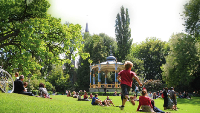 比利時布魯塞爾-布魯日鐘樓-愛之湖【中文專車-愜意舒適】