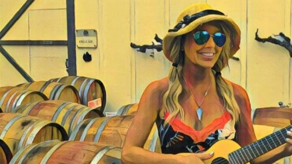 Sedona: Vortex Experience and Vineyard Tour