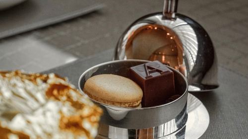 Armani Mediterranean Restaurant in Dubai, UAE with optional lunch and dinner|Musical Fountain Viewing 7