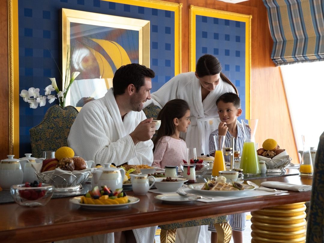 Dubai Burj Al Arab AL IWAN buffet/ristorante subacqueo/ristorante in cielo opzionale Ristorante arabo pranzo cena buffet