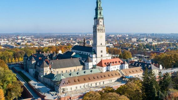 쳉스토호바: 전용 차량으로 즐기는 검은 성모상 체험 투어