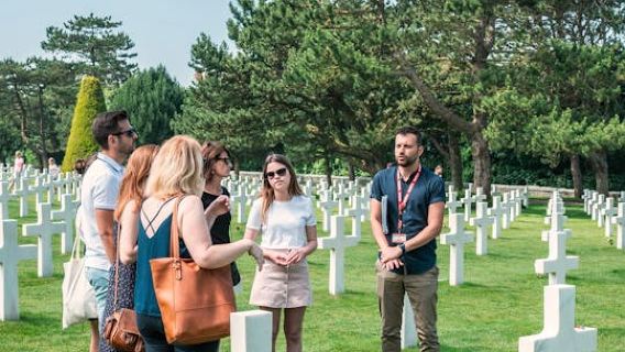 Small group guided tour of Key D-Day Sites and the Memorial de Caen Museum