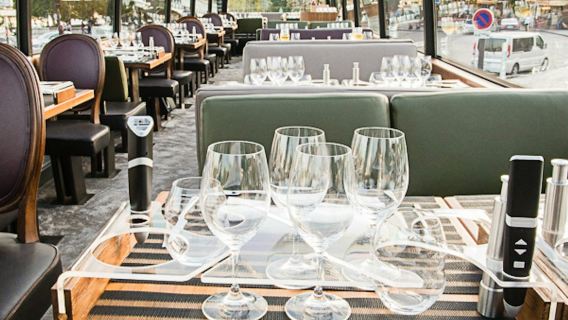 Gastronomic Lunch on the Bustronome