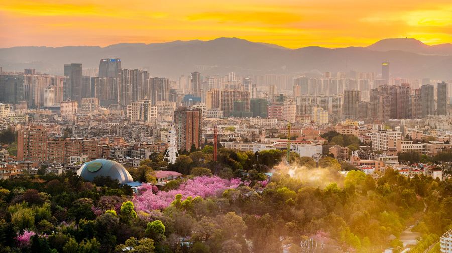 昆明訂製包車：圓通山+雲南民族村一日遊/可選中英文導遊%