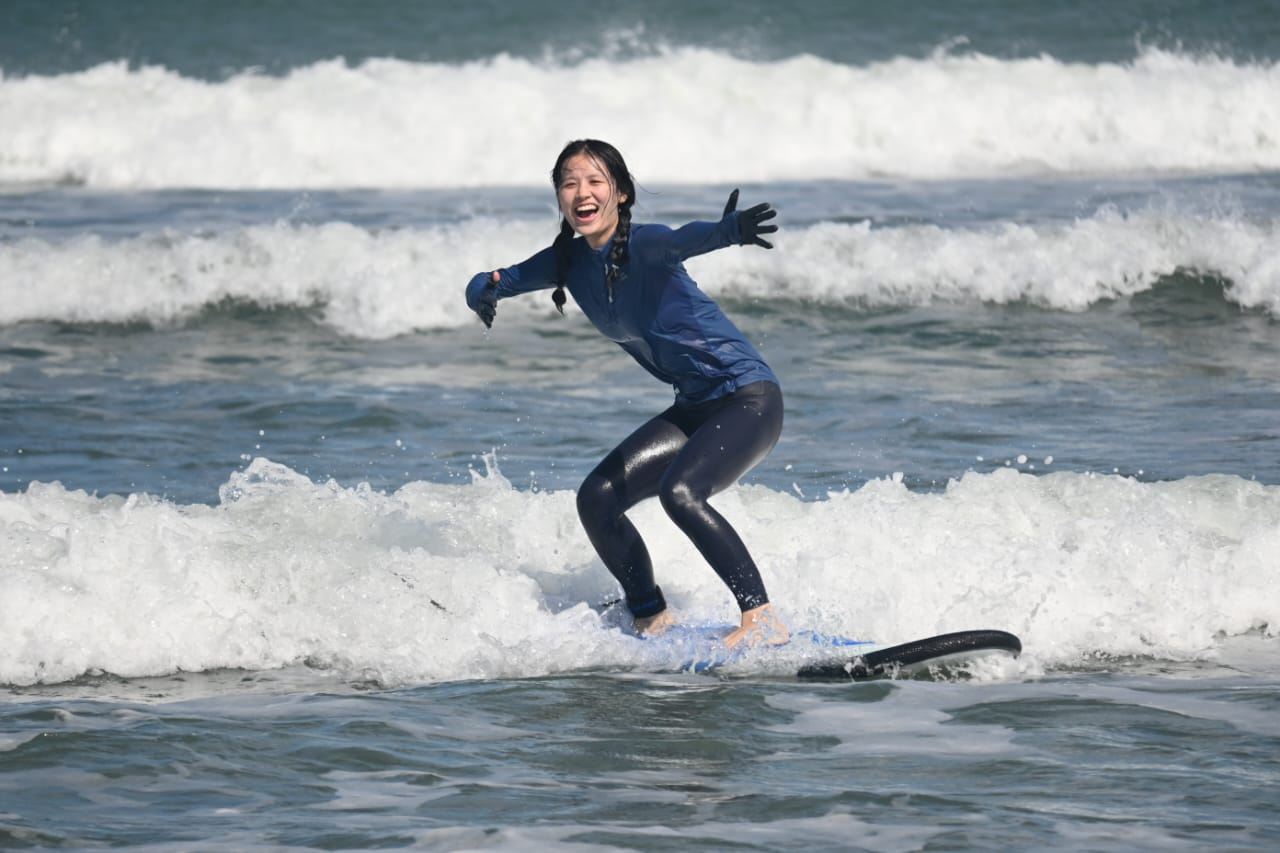 Bali: Surfing Lesson with Professional Instructor in Kuta
