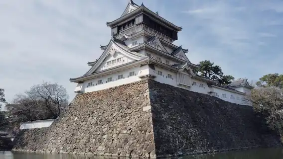 Fukuoka: Kokura Castle and Garden Guided Tour - Kitakyushu