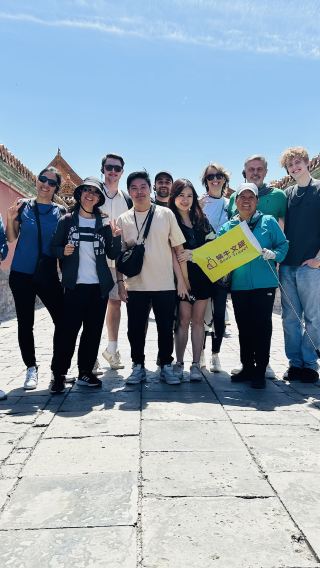 Beijing The Palace Museum half-day tour [including admission ticket + Treasure Gallery ticket] multiple group types/Chinese, English, Spanish, Russian guide