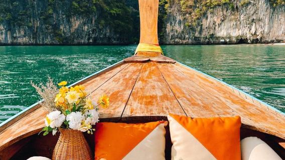 Location de bateau traditionnel de luxe à Krabi | Île Rouge / Quatre Îles, itinéraires au choix | Snorkeling en mer et photos tendance