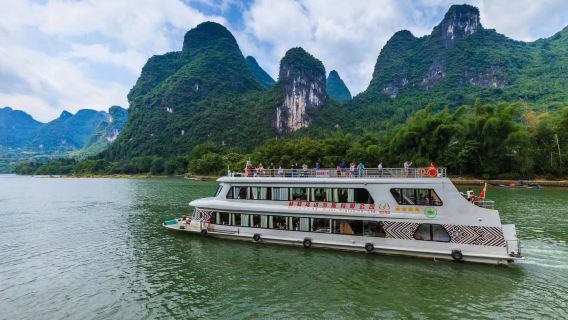 桂林定番!桂林漓江下りと陽朔風景1日観光(漓江下り、高田郷)【ホテル送迎付き/漓江下りは4つ星船利用/船内昼食付き】
