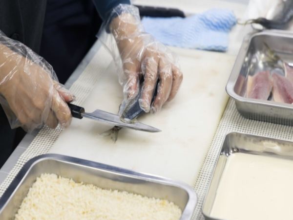 [Minamiboso City Tourist Information Center] Horse Mackerel Handling and Frying Workshop Experience (with Tasting)