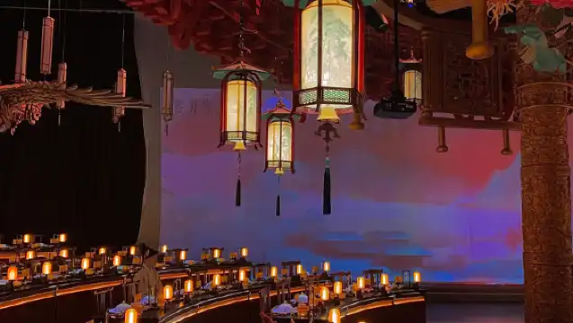 【宴外宴·《紅樓遺夢》餐秀】北京宴外宴沉浸式宮廷餐秀【可選古風妝造攝影服務&以餐為媒以演為魂跨越時空】