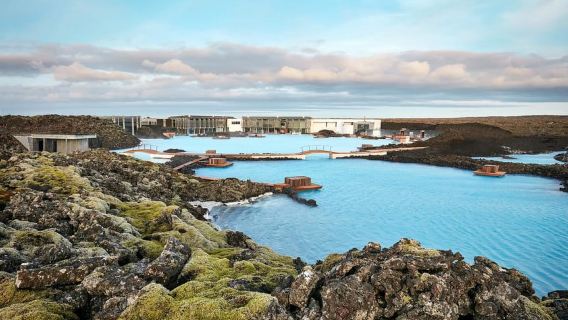 Reykjavik: Golden Circle Tour with Blue Lagoon Visit & Entry