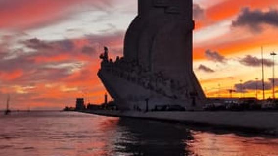 Lissabon: Solnedgångssegling med portugisisk vin och historia