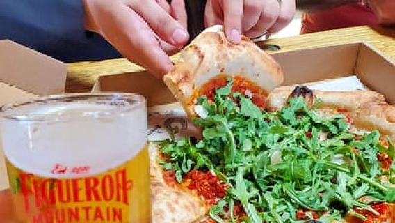 Santa Barbara: Funk Zone Food & Photo Tour