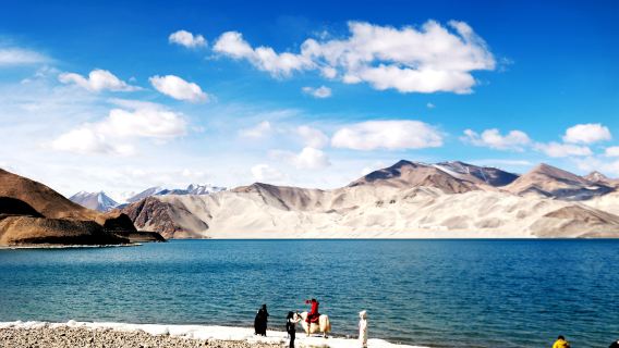 [Departing from Kashgar] Pamir Plateau + Baisha Mountain + Karakul Lake one-day tour