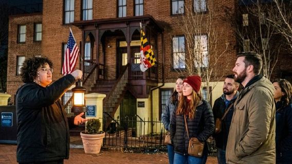 Asche und Erscheinungen – Geistertour durch Annapolis