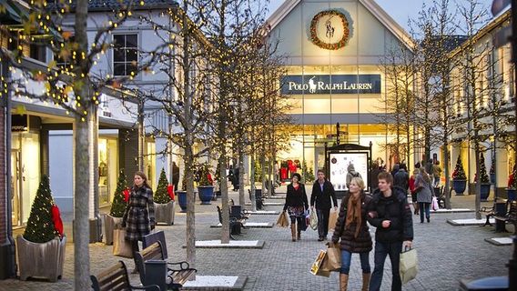 Private Tour to Designer Outlet (Roermond) 8 hours 1 - 23 persons| Trip.com