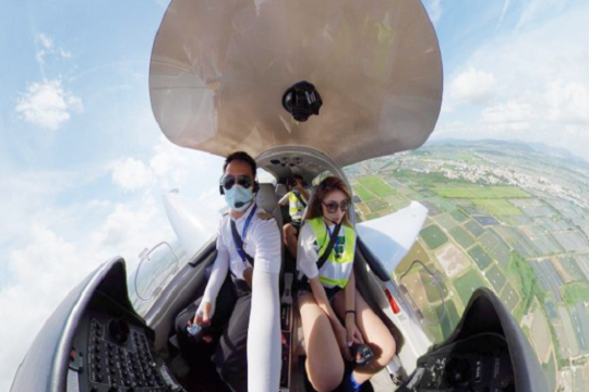Guangdong Zhuhai Doumen Lianzhou Airport Helicopter Driving Experience/Visit the Cockpit [One-on-one Teaching by the Captain + Free Parking + Rental of Aircraft Uniforms]