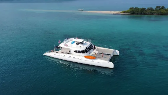 Featured tour with 5 reviews: Pattaya, Thailand Ko Manwichai and Ko Phai day tour [luxury yacht/yacht/three islands/lunch included]