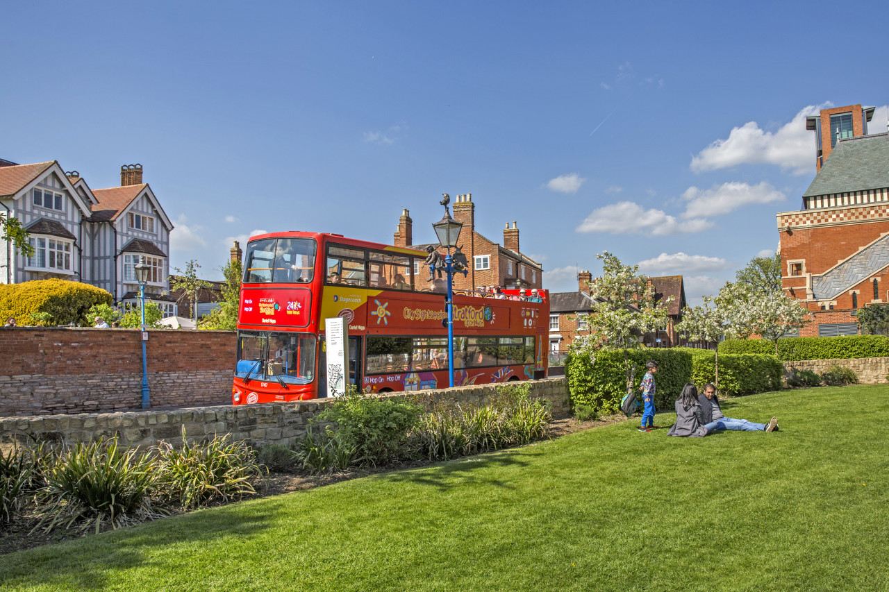 UK Stratford-upon-Avon Hop-on Hop-off Bus Tour - City Sightseeing Stratford-upon-Avon