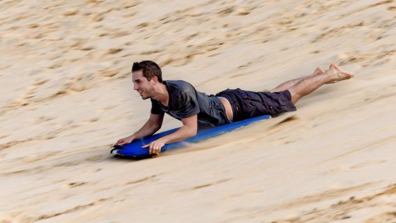 Однодневный тур на Реинга в Бей-оф-Айлендс с катанием на песчаных дюнах (включены обед и трансфер из отелей города)