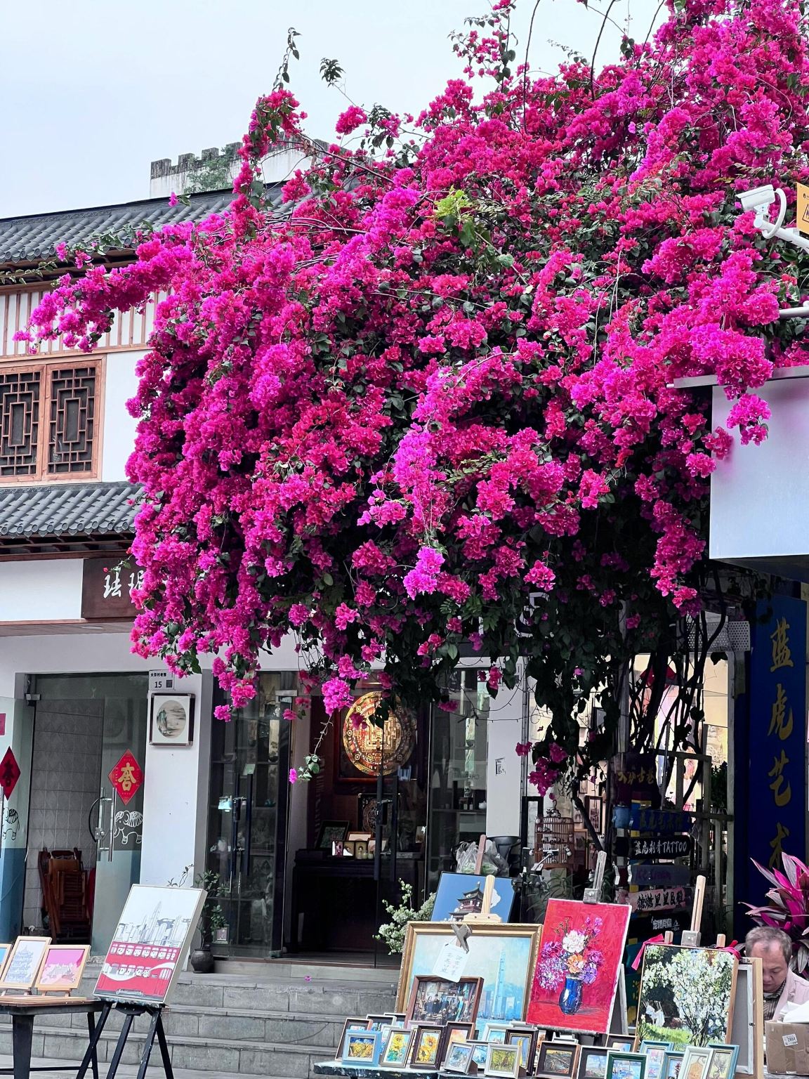 Shenzhen Ping An Finance Centre + Lian Hua Shan Park + Gankeng Hakka Town + Dafen Oil Painting Village Day Tour - English Service Available