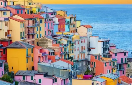 意大利佛羅倫斯比薩斜塔+五漁村一日遊【尊享包車/中文服務】