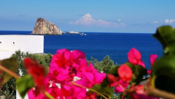 Da Lipari: Crociera di un'intera giornata a Panarea e Stromboli