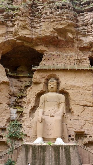ทัวร์หมู่คณะวันเดี่ยวจากหลานโจว ไปชมทิวทัศน์หมึกจีนที่ Danxia, หลิวเจียเซี่ย และถ้ําเบิงหลิง
