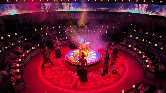 Shaanxi - Xi'an ● Banchetto Imperiale | Esperienza immersiva di un banchetto di corte [Cucina imperiale + danze e musica di corte + opzionale esperienza di costumi antichi]