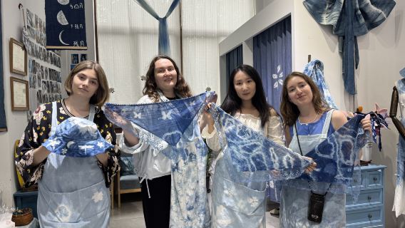 Tie-dye Experience at Wuzhen (Immersive Intangible Cultural Heritage Handicraft + Traditional Jiangnan Tie-dye + Professional Guidance + Take Your Creation Home)