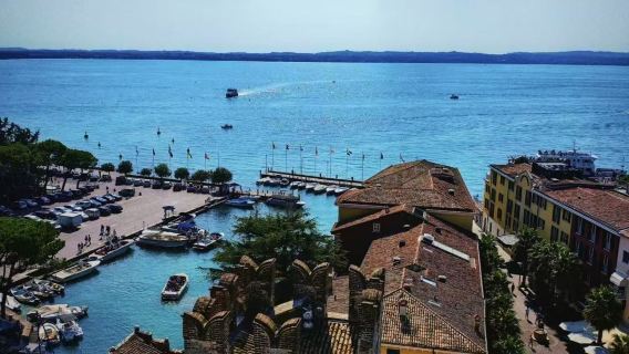 Milan to Sirmione and Lake Garda with Private Charter Day Tour to Venice