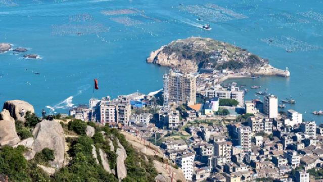 Fuzhou Lianjiang Qida Village + Qigguanding + Pingliuwei + Dinghaiwan Day Tour