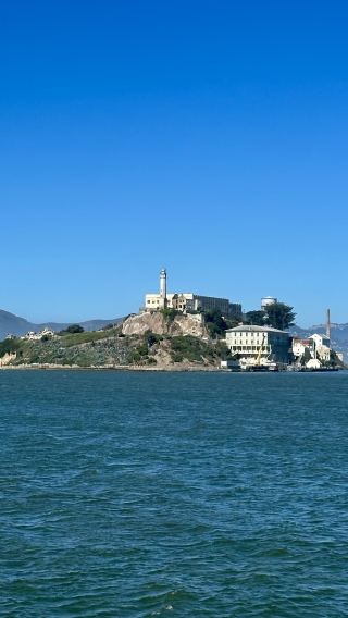 Alcatraz Island & Muir Woods & Sausalito Group Tour