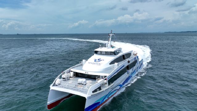 シンガポール バタム フェリー往復乗船チケット【 Majestic Fast Ferry 高速船 】