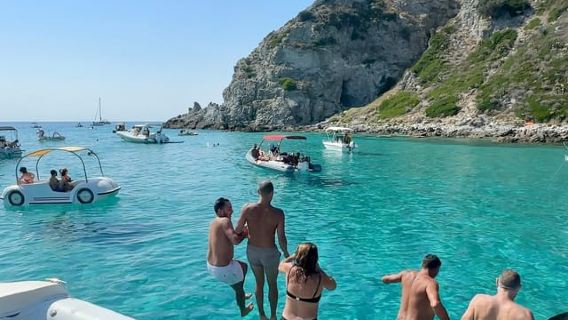 Tropea: Morning Snorkeling Tour to Explore Capo Vaticano + Drink