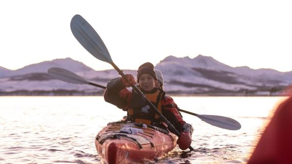 Tromsø: Winter Sea Kayaking Tour with Wildlife Sightings
